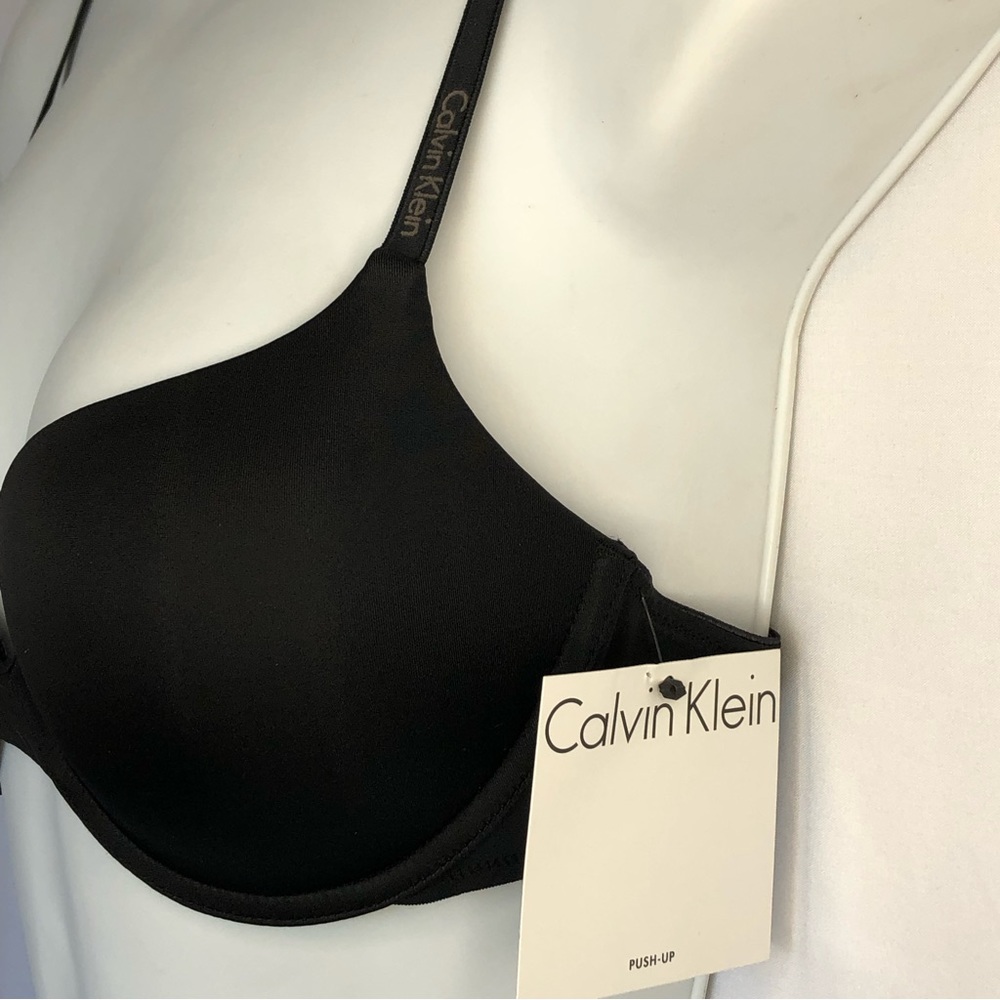 Calvin Klein Black Push Up Bra NWT - Picture 2 of 8